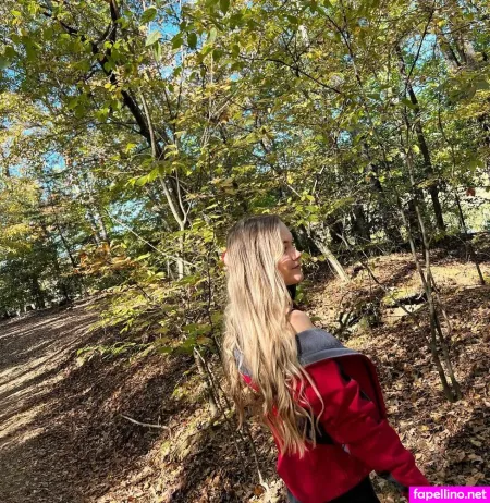 Melissapreslee OnlyFans Thumbnail #mkiW4HkiRn