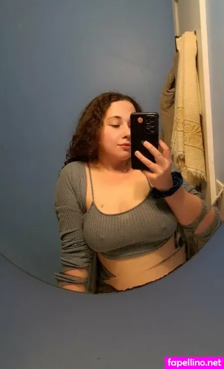 Melissarose96 OnlyFans Thumbnail #4mM7TEx9E9