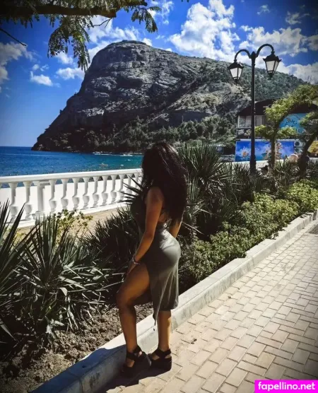 Melk4ya OnlyFans Thumbnail #NYpRGbVkr5