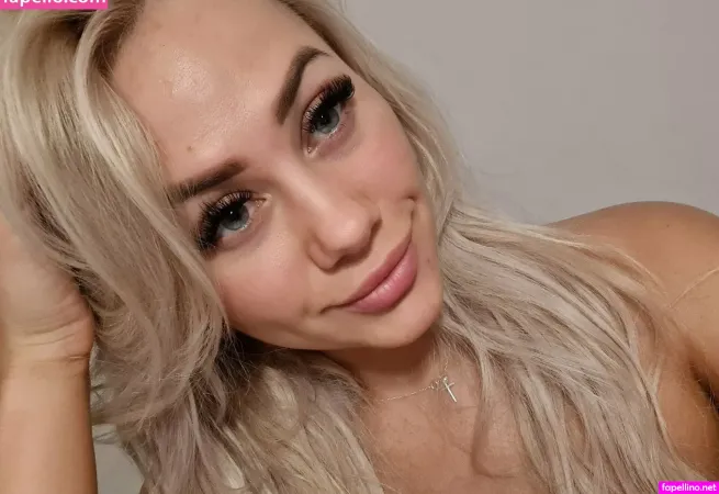 Mell Fox OnlyFans Thumbnail #e5x40g4Kjz