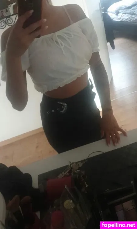 Mellashz OnlyFans Thumbnail #eRSrhDS551