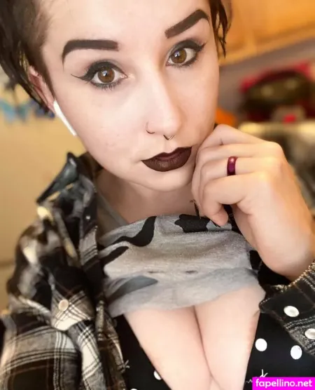 Mellowkittenof OnlyFans Thumbnail #Y1LbNuTfed