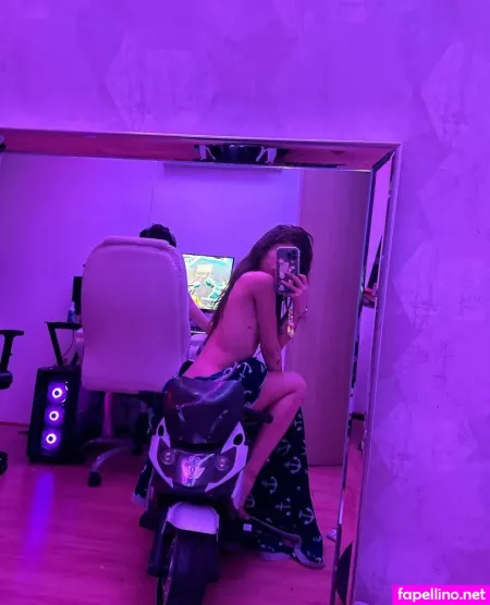 Mellsblanco31 OnlyFans Thumbnail #Ob3Hb9gAyE