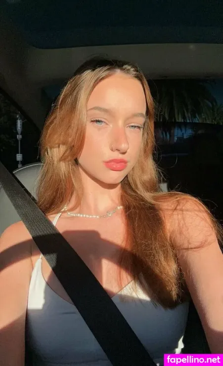 Melmarieofficial2 OnlyFans Thumbnail #B8O8FisXJN