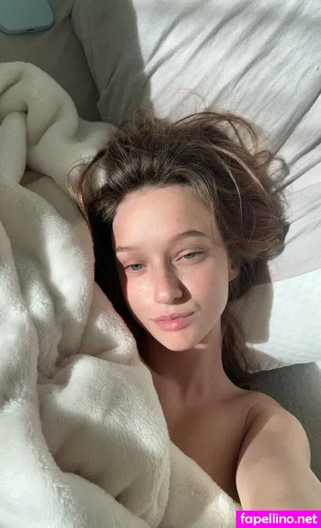 Melmarieofficial2 OnlyFans Thumbnail #fK389pgqvx