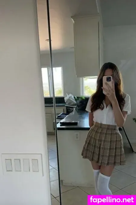 Melmarieofficial2 OnlyFans Thumbnail #pEQdxl8OXP