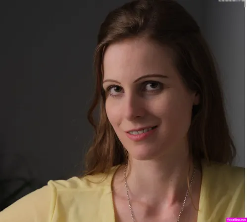 Melody Bayer OnlyFans Thumbnail #A0FVbKENgY