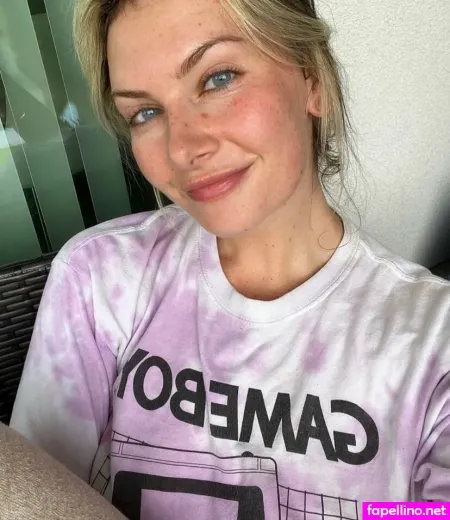 Melody Fase OnlyFans Thumbnail #MAhQD4nEnl