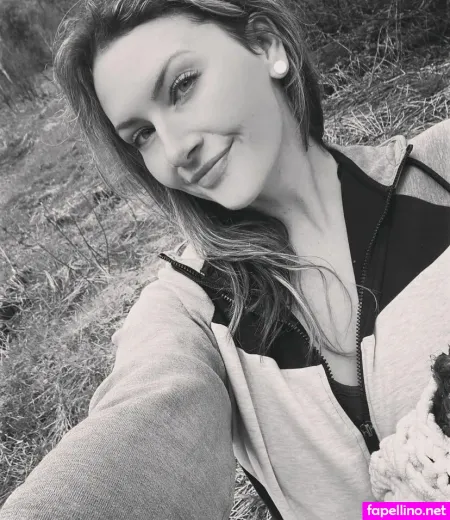 Melody Fase OnlyFans Thumbnail #b6ApGCBTmm