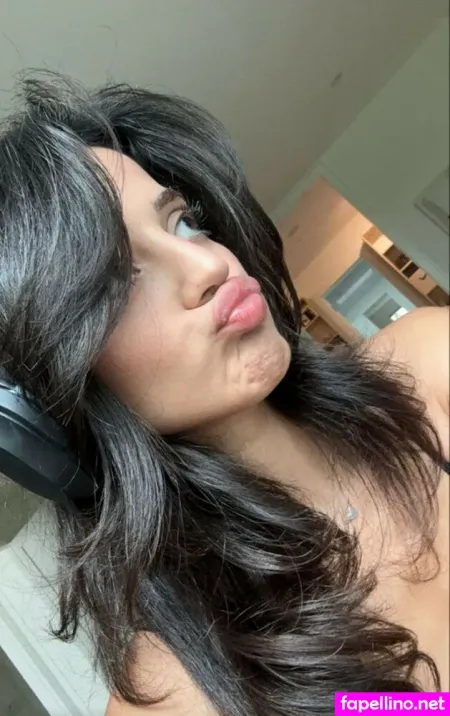 Melody Oz OnlyFans Thumbnail #d22YfI3Vvp