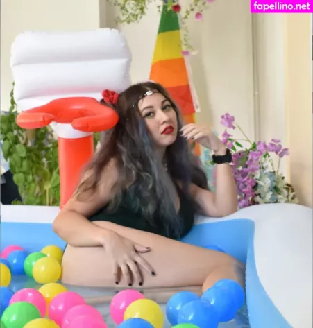 Melodytvv OnlyFans Thumbnail #Nda2QcH4Yt