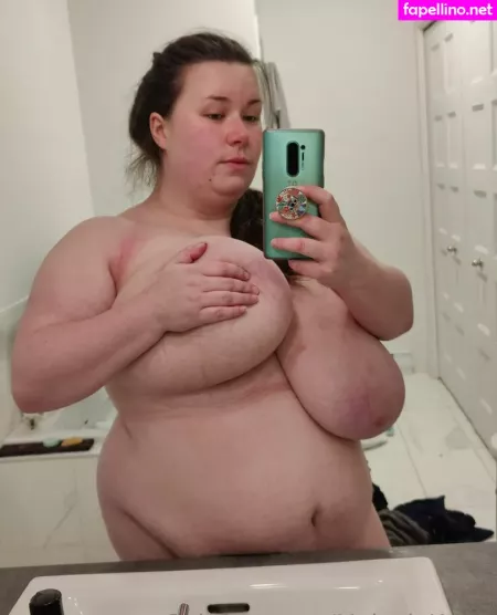 Meloniekares OnlyFans Thumbnail #2d1O4IhuKs