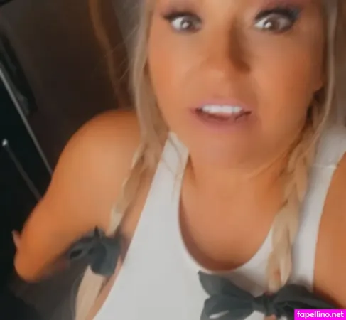 Melony Melons OnlyFans Thumbnail #76sHDBf8mB