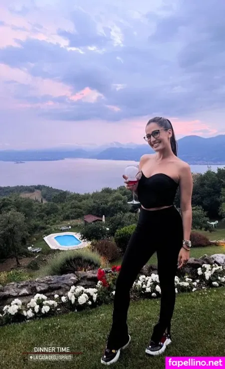 Meltem Mrz OnlyFans Thumbnail #3hgF67Bsh9