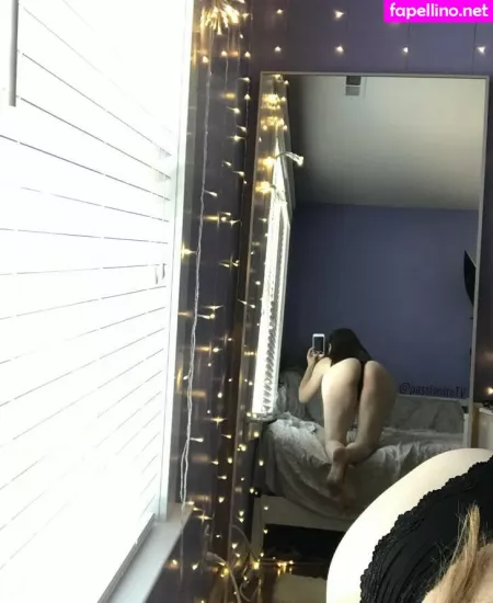 Melvniely Passionite OnlyFans Thumbnail #L1NDbiZqz1