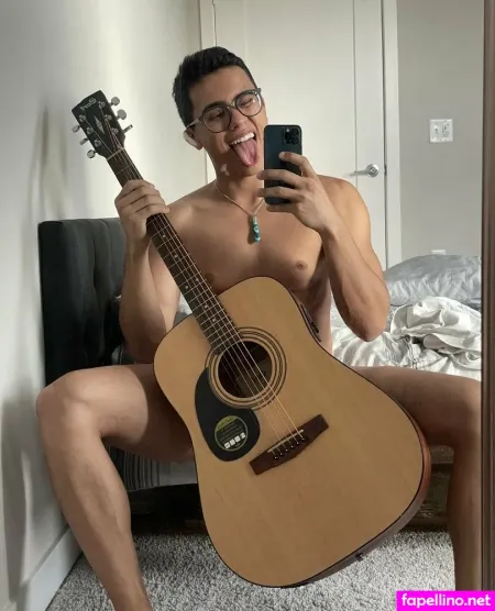 Mememimo4 OnlyFans Thumbnail #KF3Py0kGLq