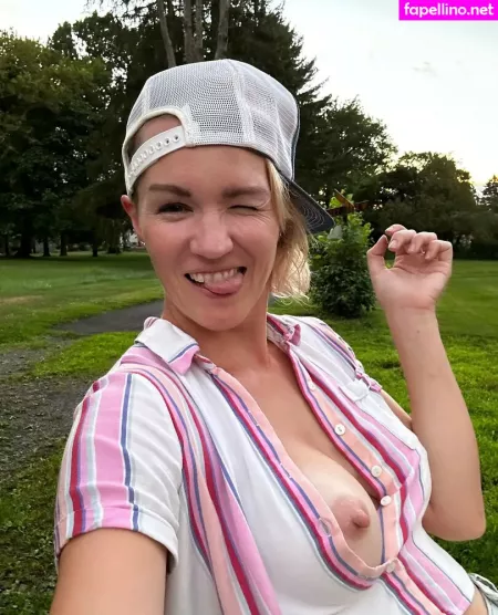 Memoirs Steph 1 OnlyFans Thumbnail #SHlFFqVZf7