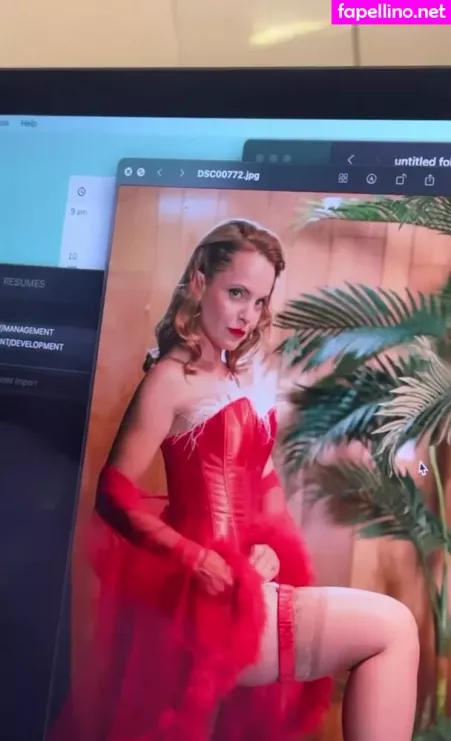 Mena Suvari OnlyFans Thumbnail #2reEztJh9H