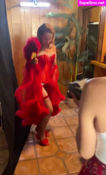 Mena Suvari OnlyFans Thumbnail #RYBBu2m4rG