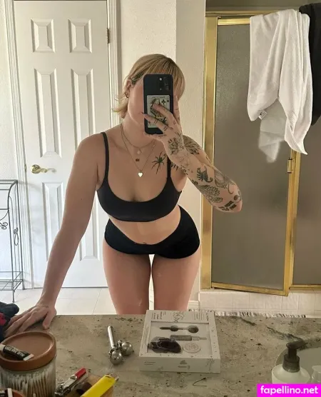 Menanoodles OnlyFans Thumbnail #RWvtVoy2PE