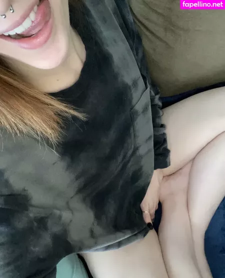 Menarepotatoes OnlyFans Thumbnail #Kp8XHECR7O