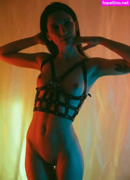 Meneliza OnlyFans Thumbnail #TDhAVB1NcN