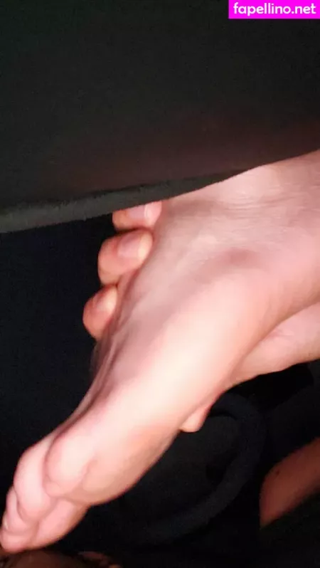 Menfeetlover OnlyFans Thumbnail #Nl2ydyN9Wq