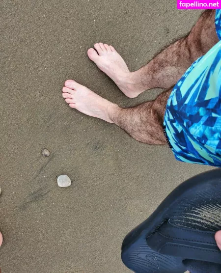 Menfeetlover OnlyFans Thumbnail #TRaUMyuoxT