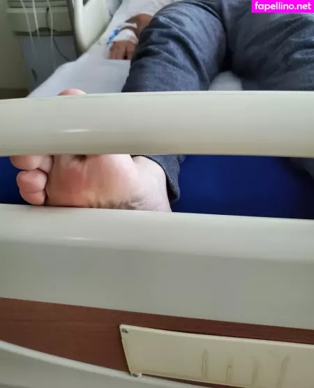 Menfeetlover OnlyFans Thumbnail #qzlEygGceW