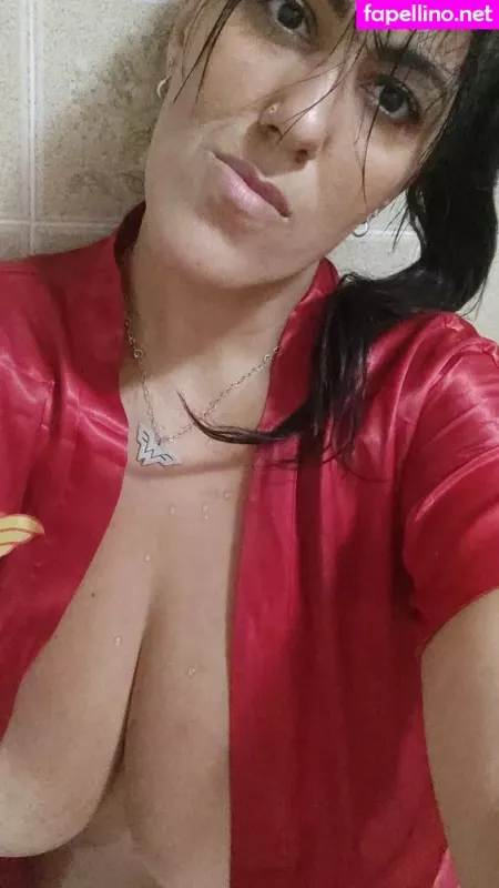 Meninaveneno75 OnlyFans Thumbnail #FVrYNqpJjI