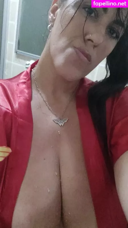 Meninaveneno75 OnlyFans Thumbnail #sjANJqA9qT