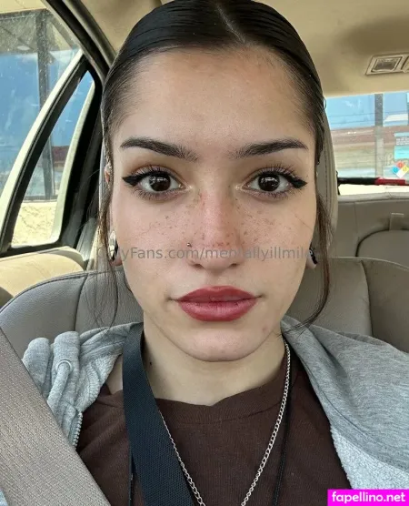 Mentallyillmile 4 OnlyFans Thumbnail #0j7vR2xcwn