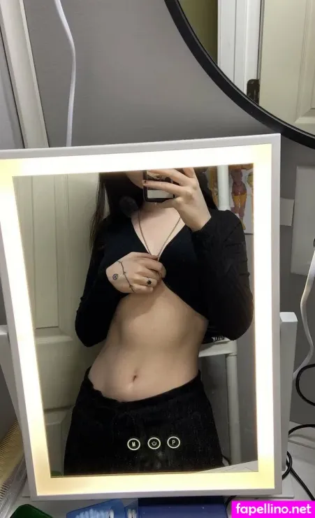 Mentholbanshee OnlyFans Thumbnail #7OBKDe3268