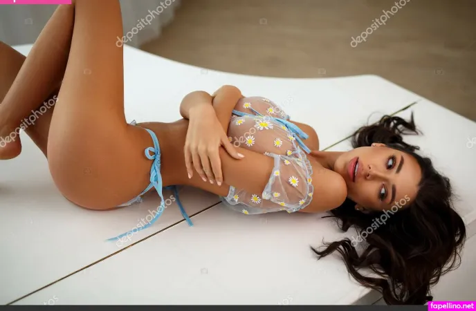 Menzelina OnlyFans Thumbnail #y8CNzW6xHd