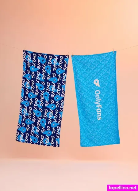 Merch OnlyFans Thumbnail #V74pO225Th