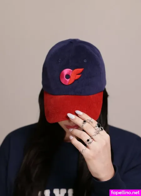 Merch OnlyFans Thumbnail #y2l1gGaDql