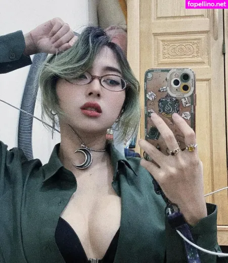 Mercury Nguyen OnlyFans Thumbnail #xbkk6eounX