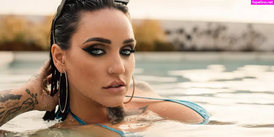 Meredith Devine OnlyFans Thumbnail #Med6cjs3zA