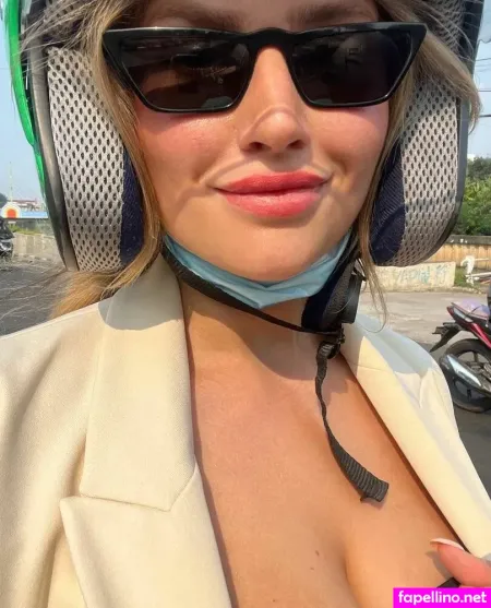 Merelin Official OnlyFans Thumbnail #1jGNiK3OFk