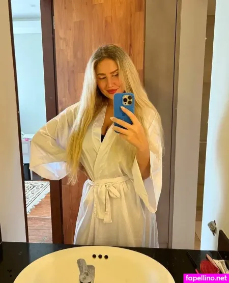 Merelin Official OnlyFans Thumbnail #afzfMYzMpl