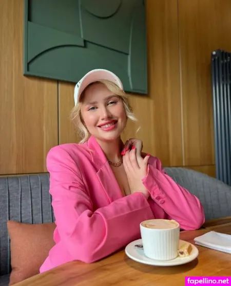 Merelin Official OnlyFans Thumbnail #cvmSmirxOH