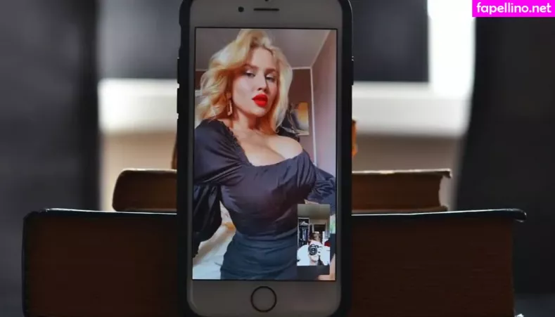 Merelin OnlyFans Thumbnail #KjvndvZrMn