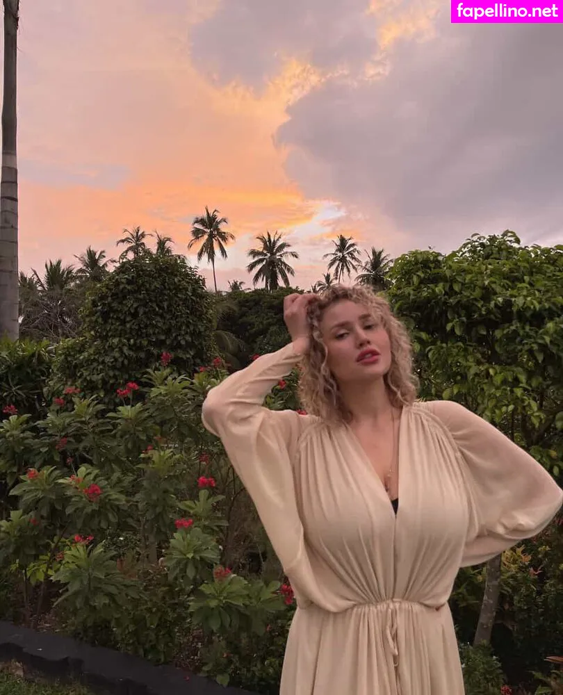 merelin1, merelin__, merelin_angel Nude Leaked OnlyFans Photo #Mk2q3K1ltg