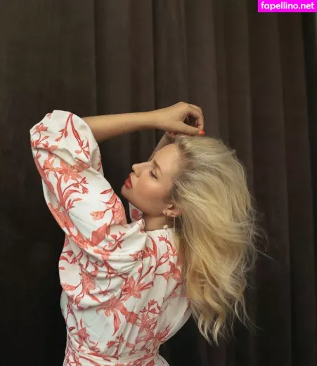 Merelin OnlyFans Thumbnail #Pq2NOxhyis