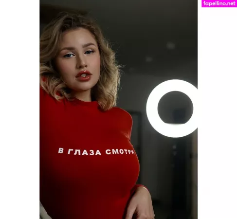 Merelin OnlyFans Thumbnail #XvhggktiCn