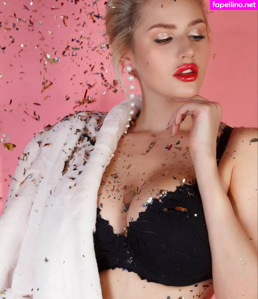 merelin1, merelin__, merelin_angel Nude Leaked OnlyFans Photo #yq6RBPIQ8X