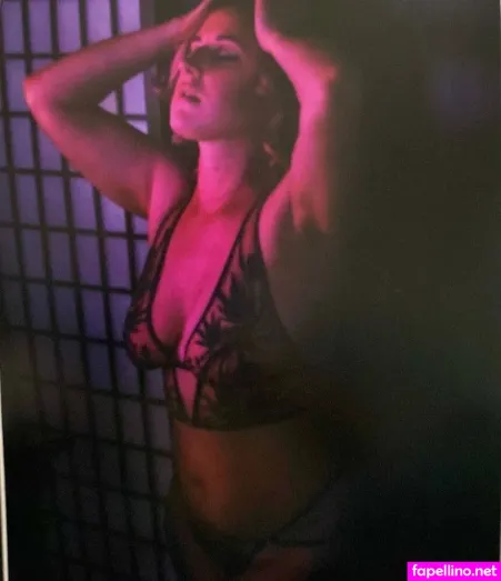 Merfaebaerae OnlyFans Thumbnail #5IqPuWSzv8