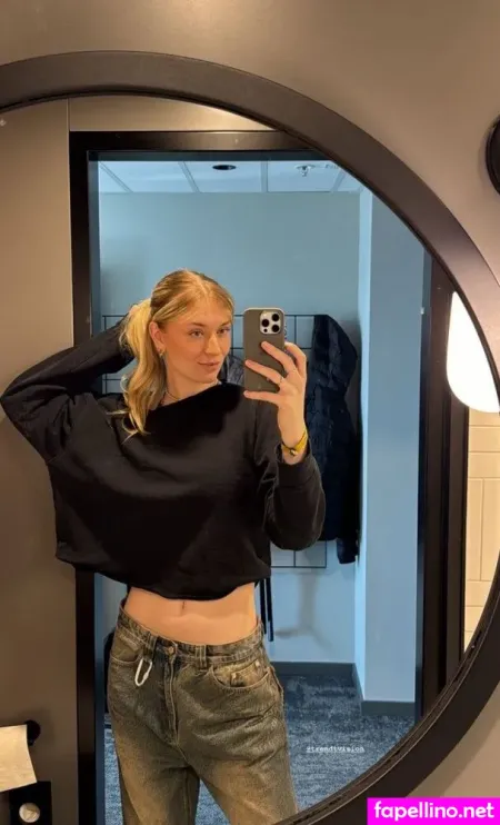 Merleperle OnlyFans Thumbnail #0ZtzN8TLOV