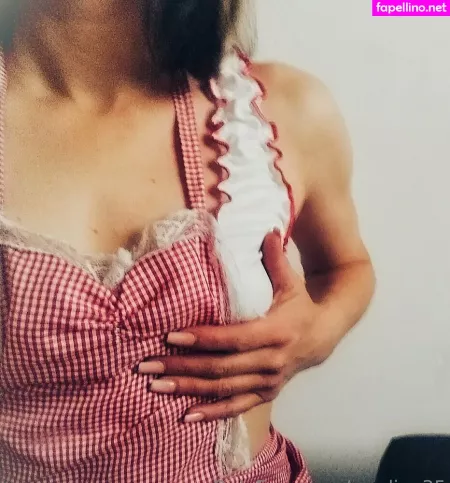 Merlina35 OnlyFans Thumbnail #u8tuPB5fYI