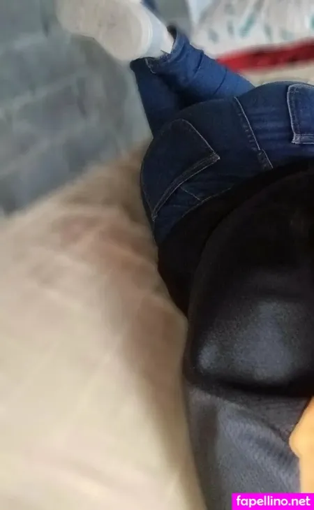 Merly22 OnlyFans Thumbnail #8KNnd9KiHs